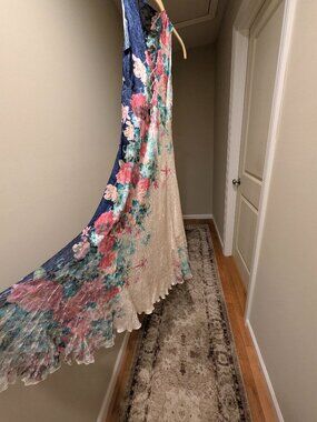 Original Komorov.  Perfect for beach wedding.
